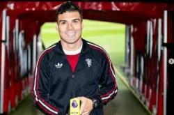 手机外围下载 -续约曼联赔率下降！奉劝卡塞米罗不要搬石砸脚，顺应时势留队！