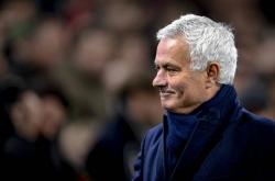 靠谱外围推荐 -大热门！穆里尼奥领跑皇马新帅賠(péi)率榜(bǎng)，斷(duàn)层领先其他(tā)候選(xuǎn)