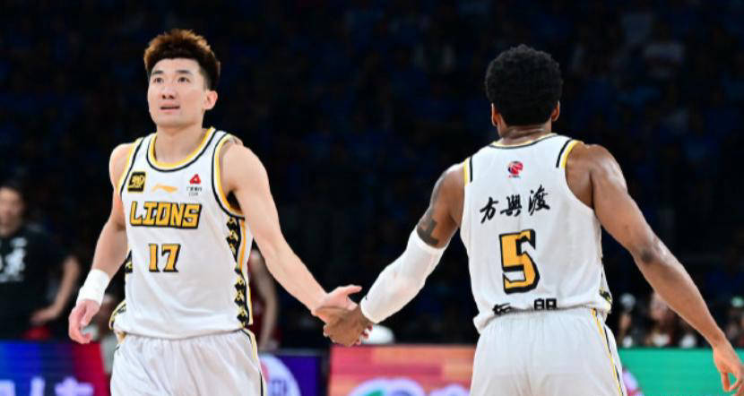 广厦总决赛首秀再度失利：历史交锋阴影笼罩，魔咒难破